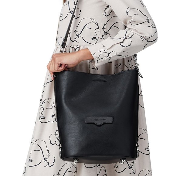 Rebecca Minkoff Handbags - Rebecca Minkoff Utility Convertible Bucket Bag